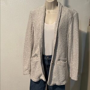 Faherty Women's Blazer in Textured Cream Gray Organic Cotton